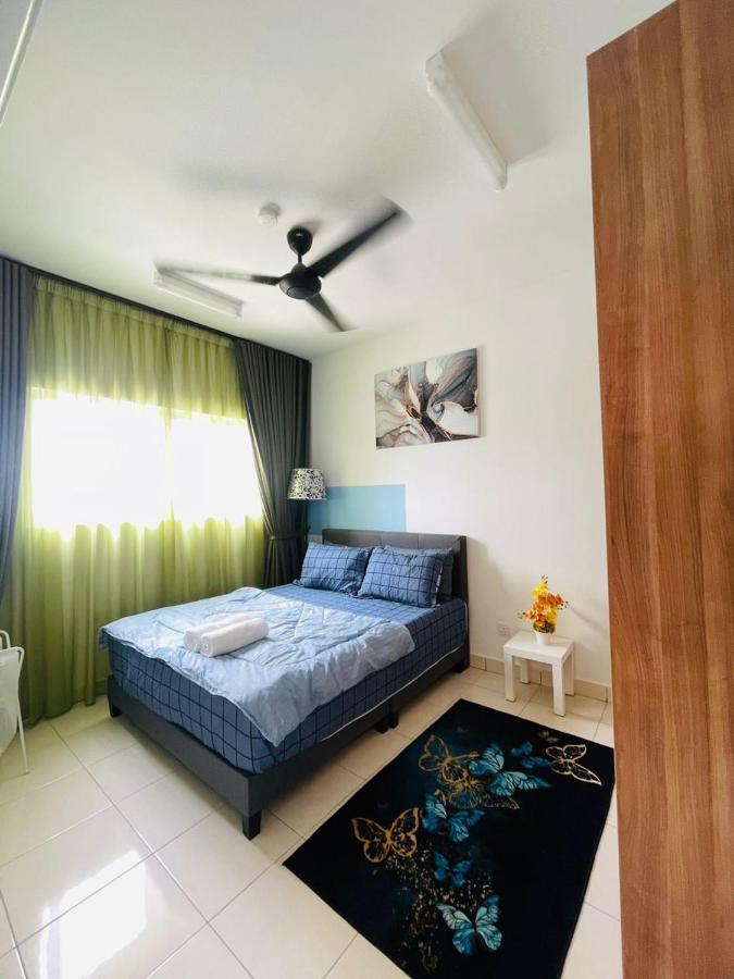 E. R Homestay 3R2B Nearby Klia Sepang Exterior foto